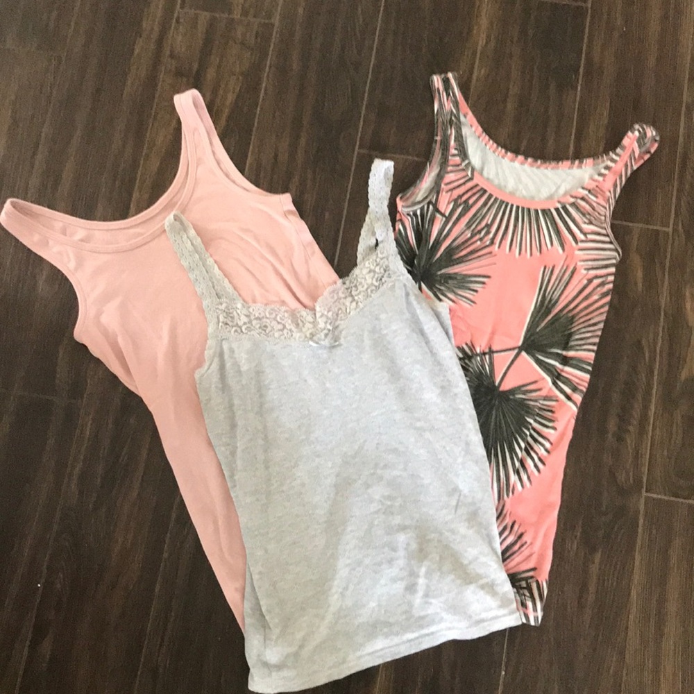 Bundle of 3 Tank Tops